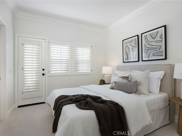 25 Santa Maria, Lake Forest CA 92610