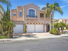 25 Santa Maria, Lake Forest CA 92610