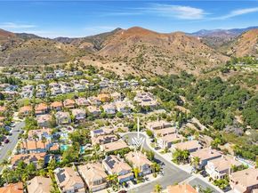 25 Santa Maria, Lake Forest CA 92610