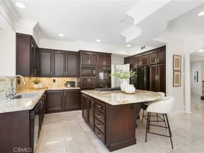 25 Santa Maria, Lake Forest CA 92610