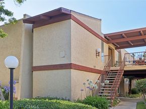 1010 W Macarthur Boulevard 24, Santa Ana CA 92707