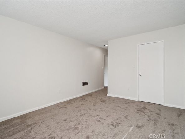 1010 W Macarthur Boulevard 24, Santa Ana CA 92707