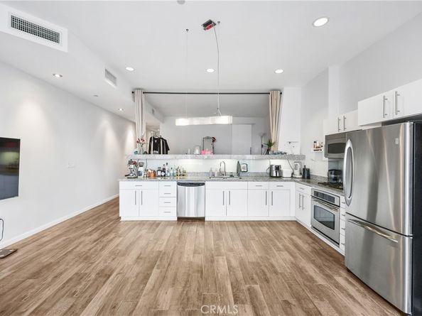 1100 Wilshire Boulevard 2607, Los Angeles CA 90017