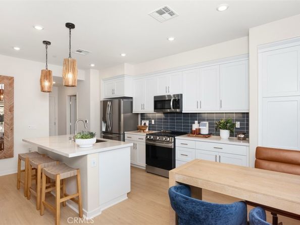 7027 Solara, Westminster CA 92683