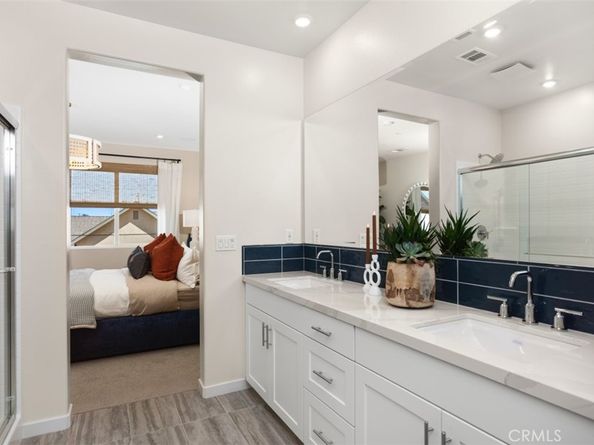 7027 Solara, Westminster CA 92683