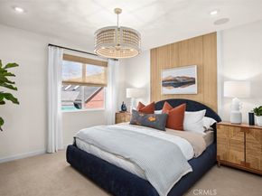 7027 Solara, Westminster CA 92683