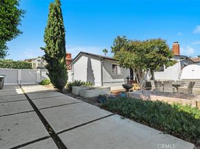 1285 Cortez Avenue, Laguna Beach CA 92651