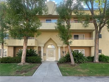 4358 Mammoth Avenue