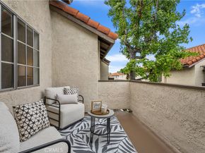 23371 #E 290 La Crescenta, Mission Viejo CA 92691