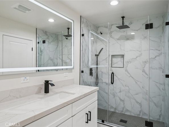 21922 Erie Lane, Lake Forest CA 92630