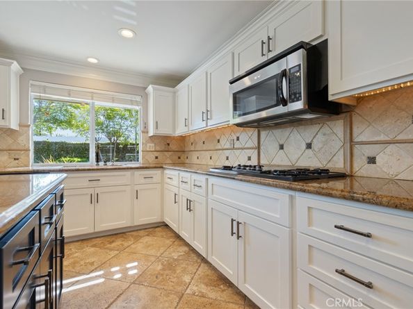 29 Hemingway Ct, Trabuco Canyon CA 92679