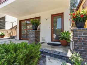 2820 Oak Point Drive, Los Angeles CA 90068