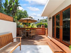 2820 Oak Point Drive, Los Angeles CA 90068