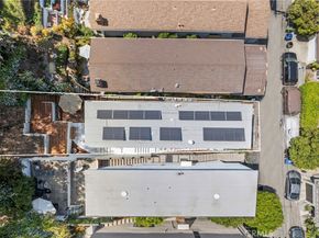 2820 Oak Point Drive, Los Angeles CA 90068