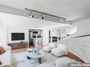 2820 Oak Point Drive, Los Angeles CA 90068