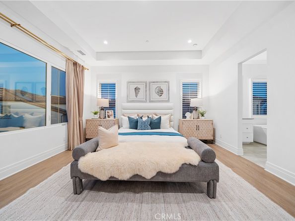 101 Lustro, Irvine CA 92602