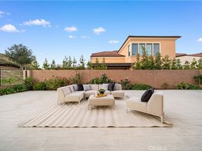 101 Lustro, Irvine CA 92602