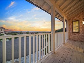 101 Lustro, Irvine CA 92602