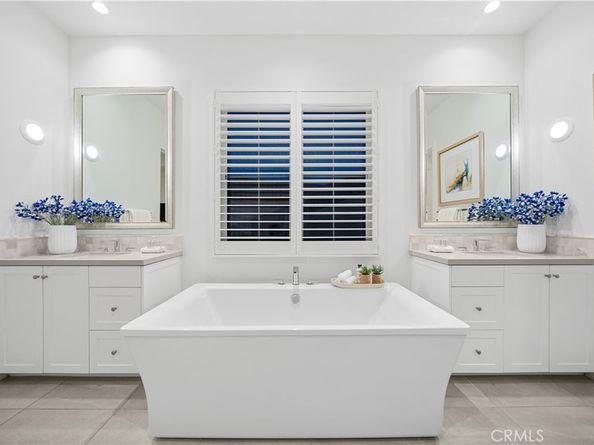 101 Lustro, Irvine CA 92602