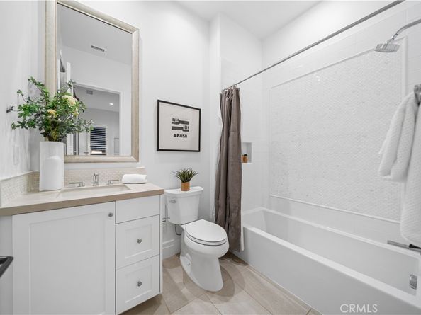 101 Lustro, Irvine CA 92602