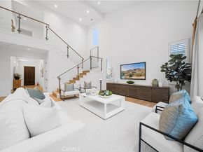 101 Lustro, Irvine CA 92602