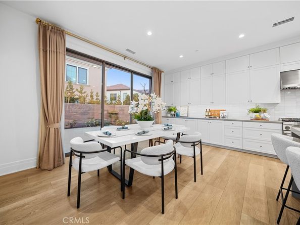 101 Lustro, Irvine CA 92602