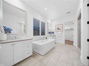 101 Lustro, Irvine CA 92602