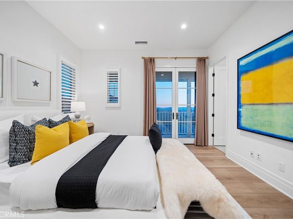 101 Lustro, Irvine CA 92602