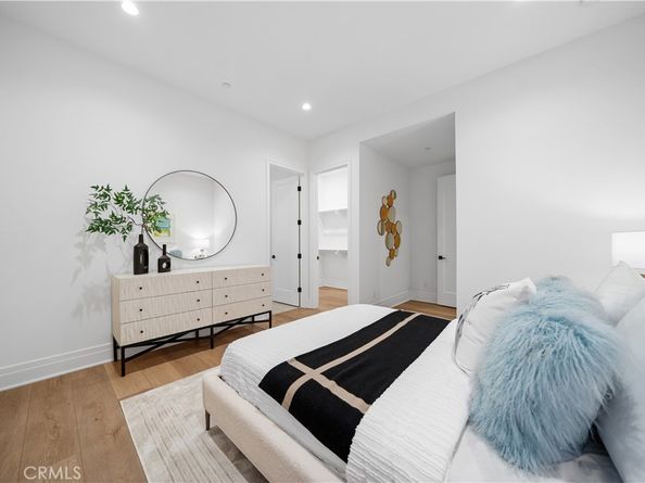 101 Lustro, Irvine CA 92602