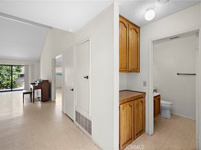 16 Driftwood 24, Irvine CA 92604