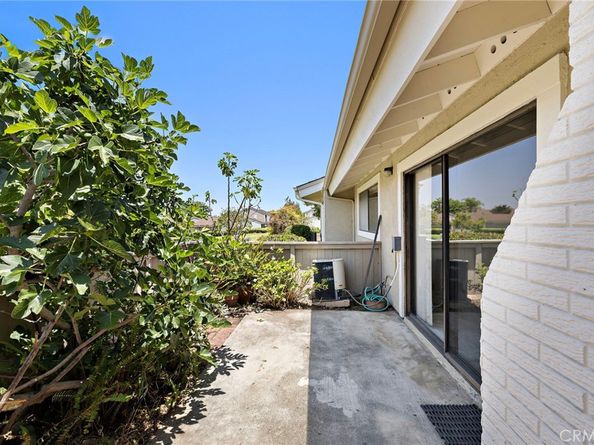 16 Driftwood 24, Irvine CA 92604
