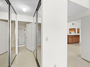 16 Driftwood 24, Irvine CA 92604