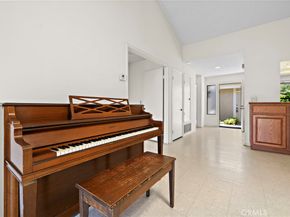 16 Driftwood 24, Irvine CA 92604