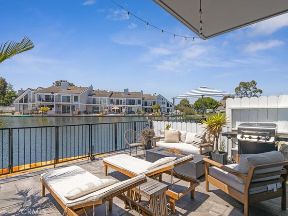 3682 Montego Drive, Huntington Beach CA 92649