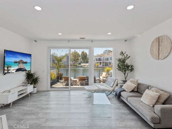 3682 Montego Drive, Huntington Beach CA 92649