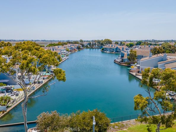 3682 Montego Drive, Huntington Beach CA 92649