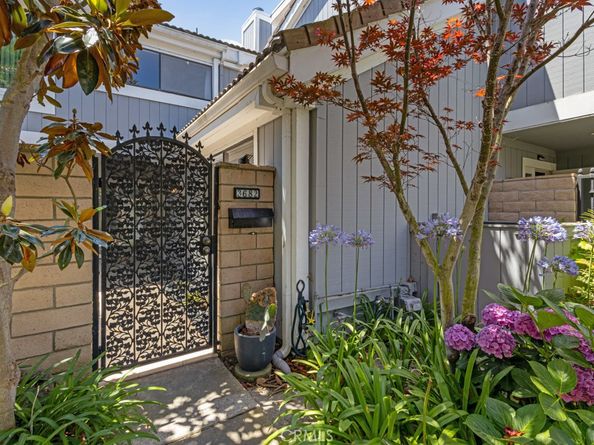 3682 Montego Drive, Huntington Beach CA 92649