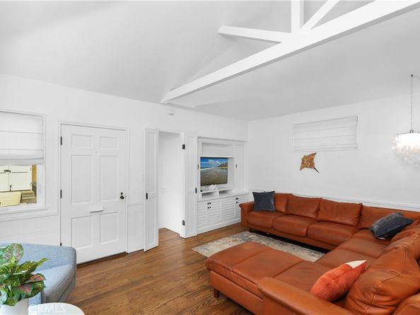 1029 Glenneyre Street, Laguna Beach CA 92651