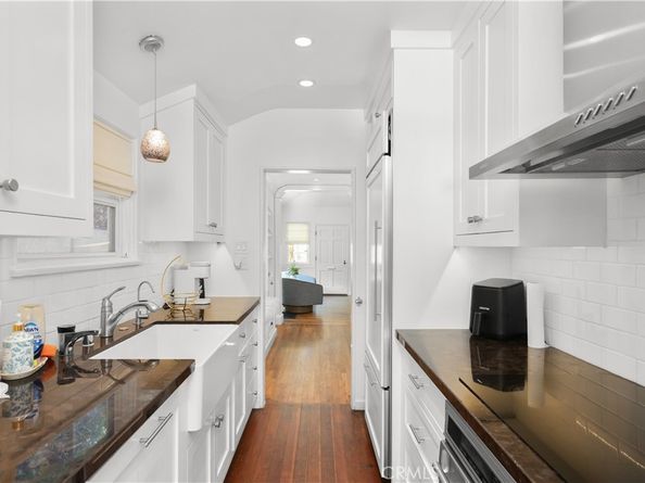 1029 Glenneyre Street, Laguna Beach CA 92651