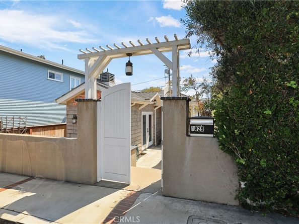 1029 Glenneyre Street, Laguna Beach CA 92651