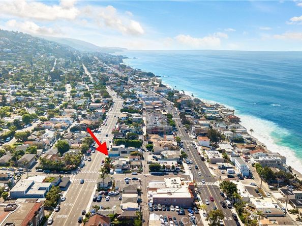 1029 Glenneyre Street, Laguna Beach CA 92651
