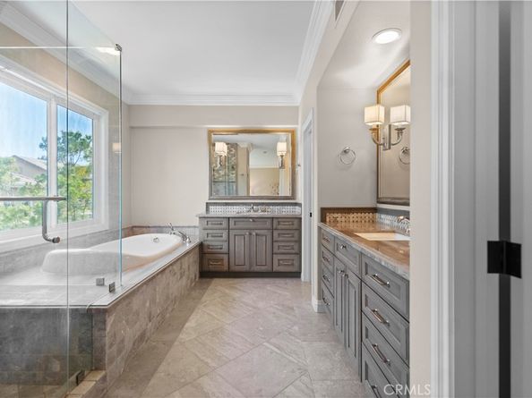 23 Arbusto, Irvine CA 92606