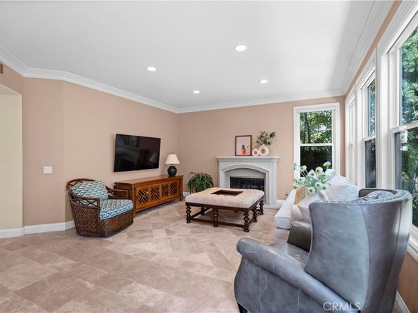 23 Arbusto, Irvine CA 92606