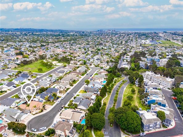 20162 S New Britain Lane, Huntington Beach CA 92646
