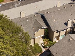 27 Cheyenne 69, Irvine CA 92604