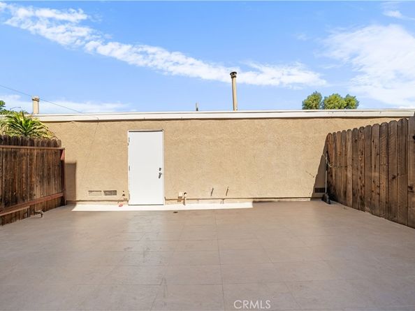 27 Cheyenne 69, Irvine CA 92604