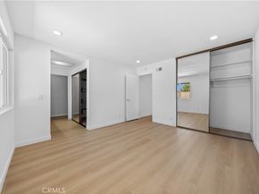 27 Cheyenne 69, Irvine CA 92604