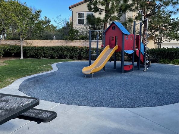 2547 Cornerstone Lane, Costa Mesa CA 92626