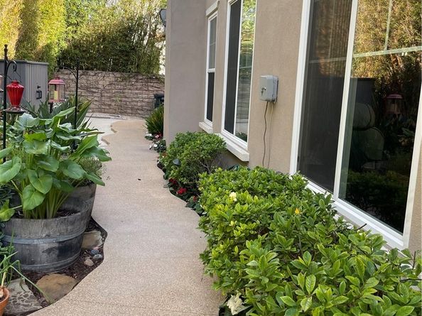 2547 Cornerstone Lane, Costa Mesa CA 92626