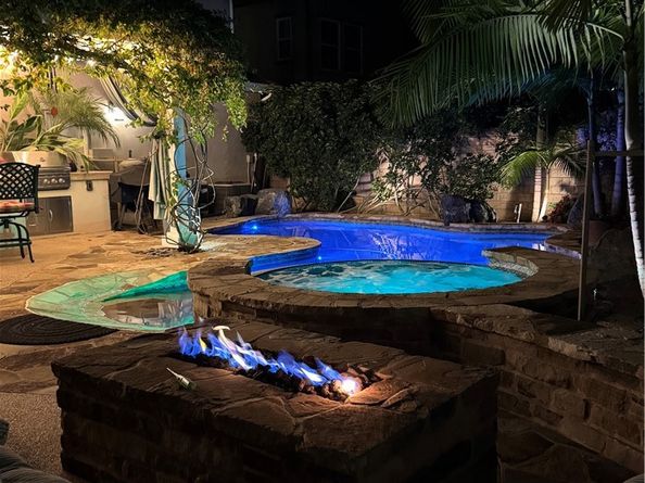 2547 Cornerstone Lane, Costa Mesa CA 92626